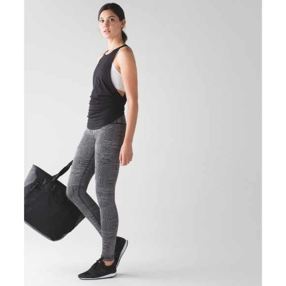 Lululemon Wunder Under Pant (Hi-Rise) - Picture 3 of 16